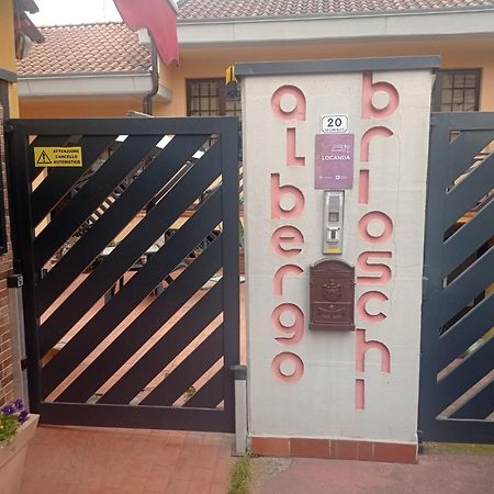 Caponago Albergo Brioschi מראה חיצוני תמונה