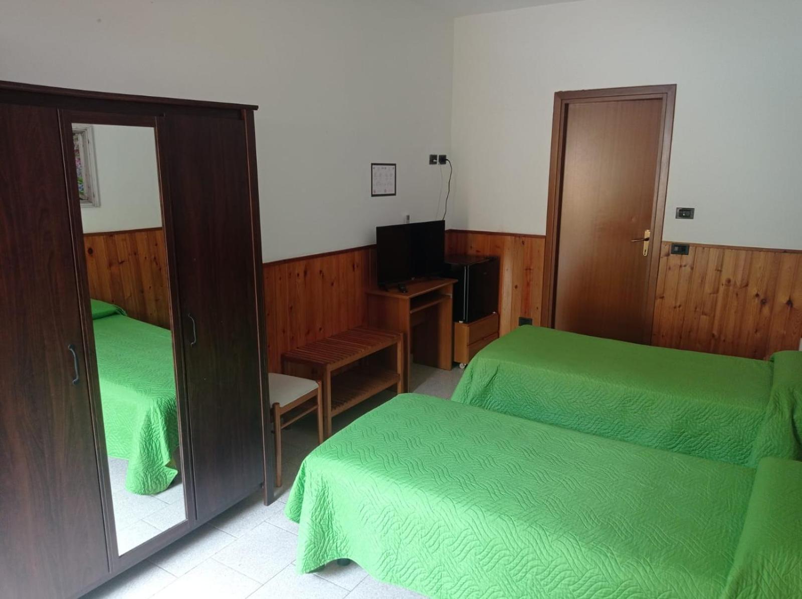 Caponago Albergo Brioschi מראה חיצוני תמונה